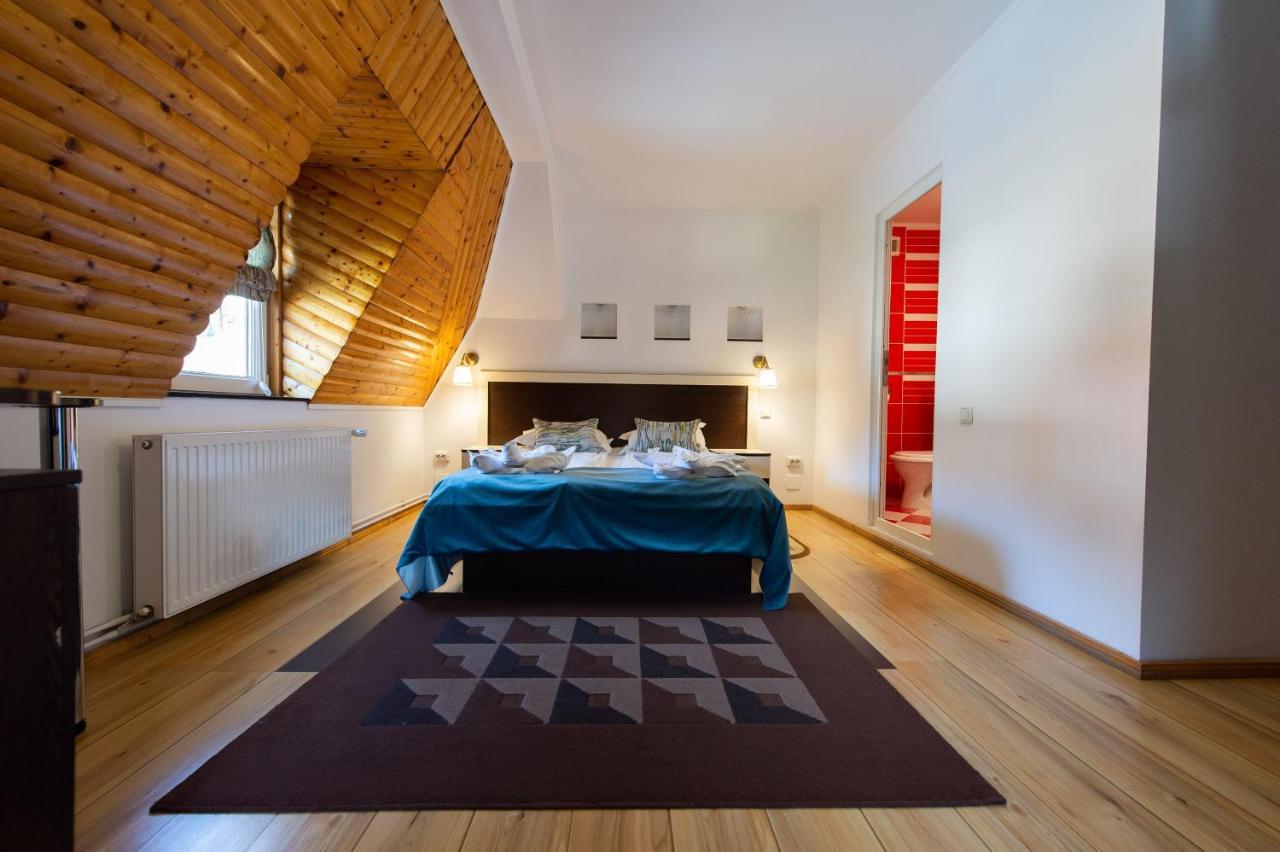 Vila Bradet Busteni Luaran gambar